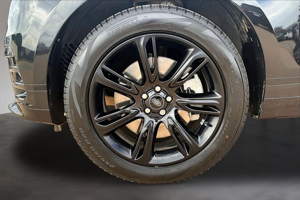 Used 2023 Santorini Black Metallic Land Rover R-Dynamic S MHEV image 8