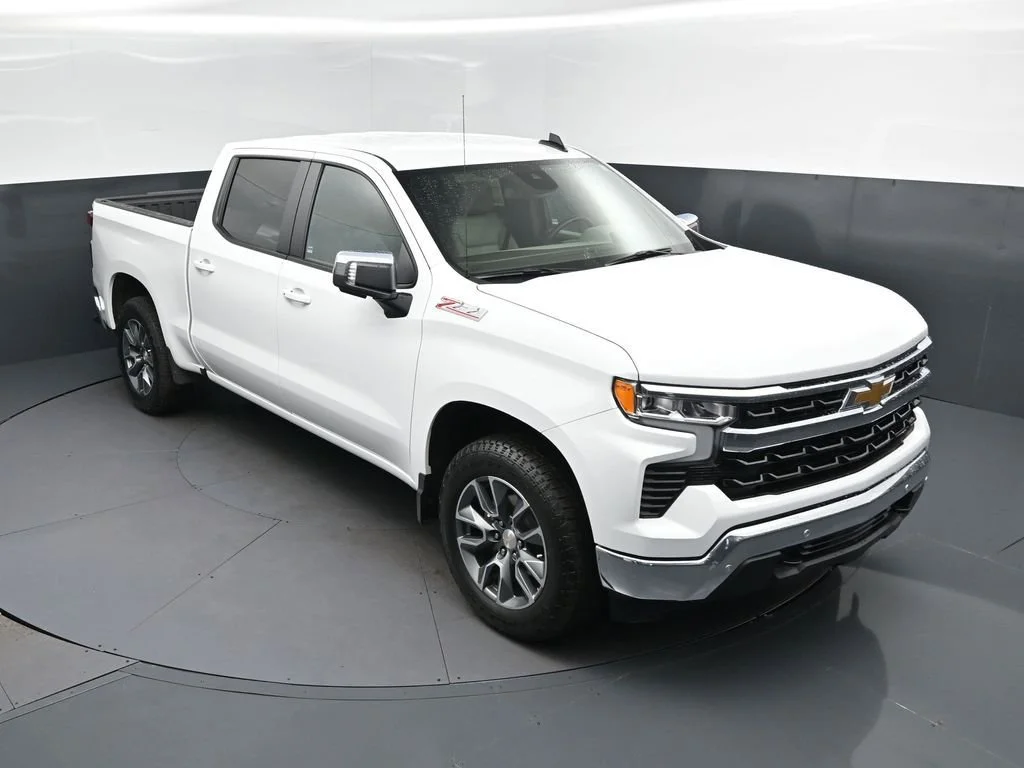 2026 Chevrolet Silverado 1500 LT 4X4 Crew Cab Short Box's photo