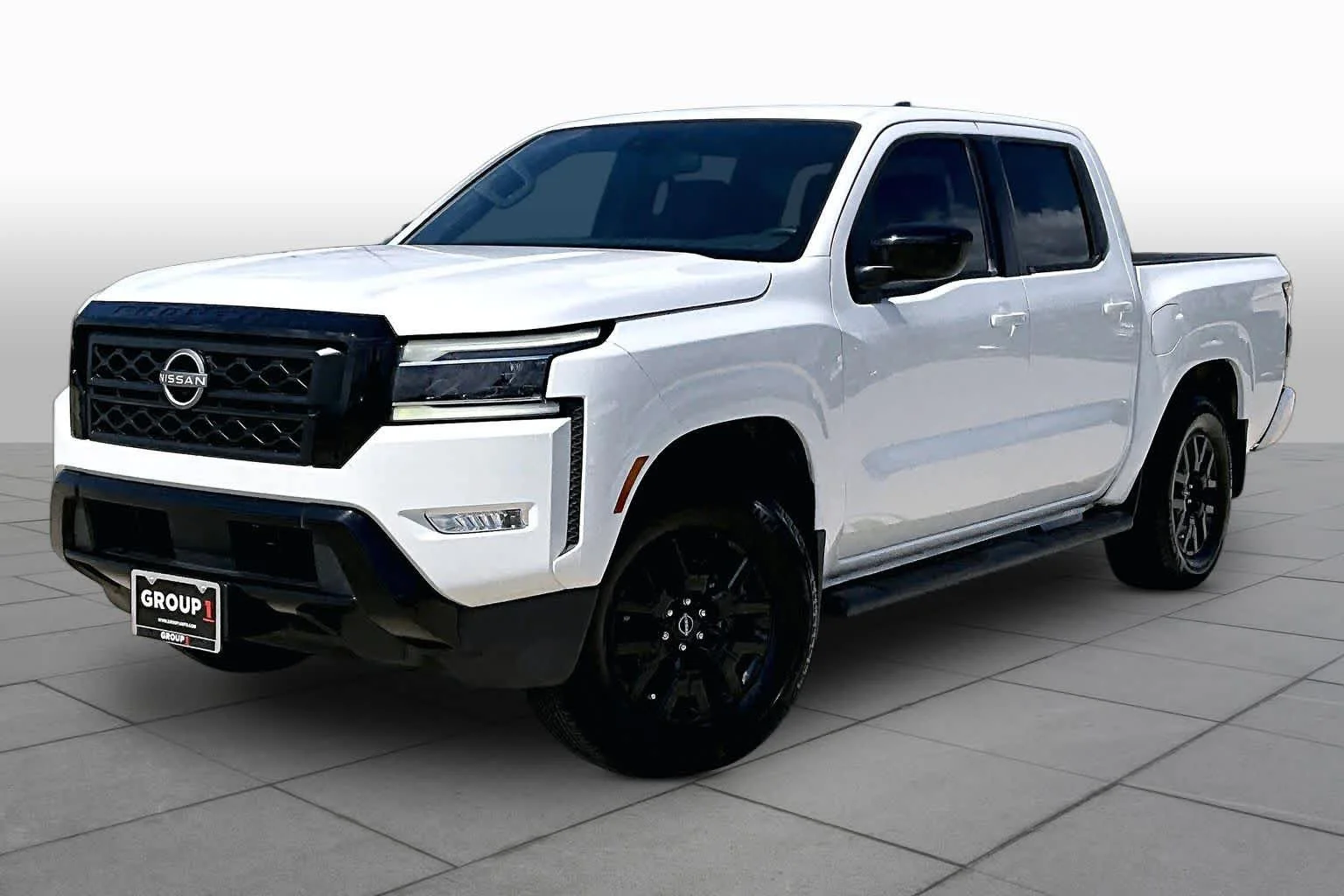 2023 Nissan Frontier SV Crew Cab 4X2 SWB's photo