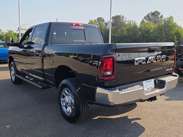 New 2026 Diamond Black Crystal Pearl-Coat Exterior Paint RAM Tradesman image 10