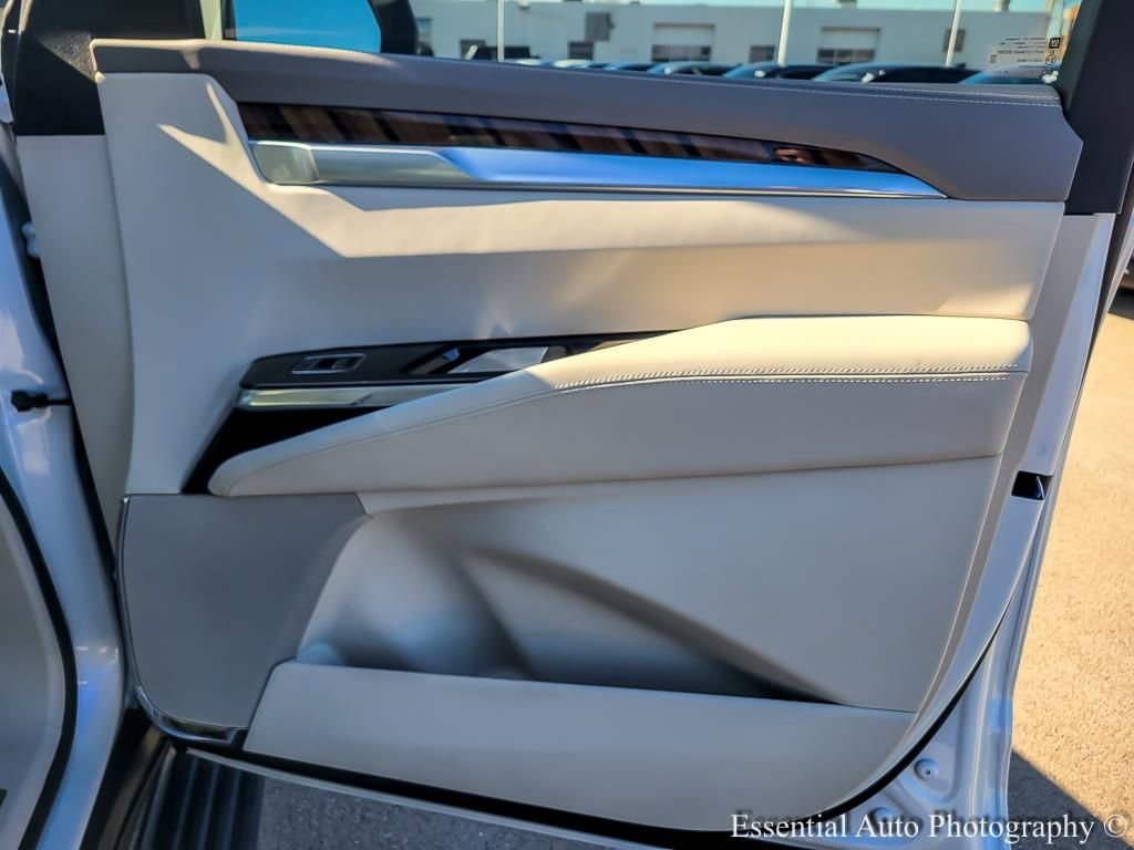 2025 CADILLAC ESCALADE - Image 24