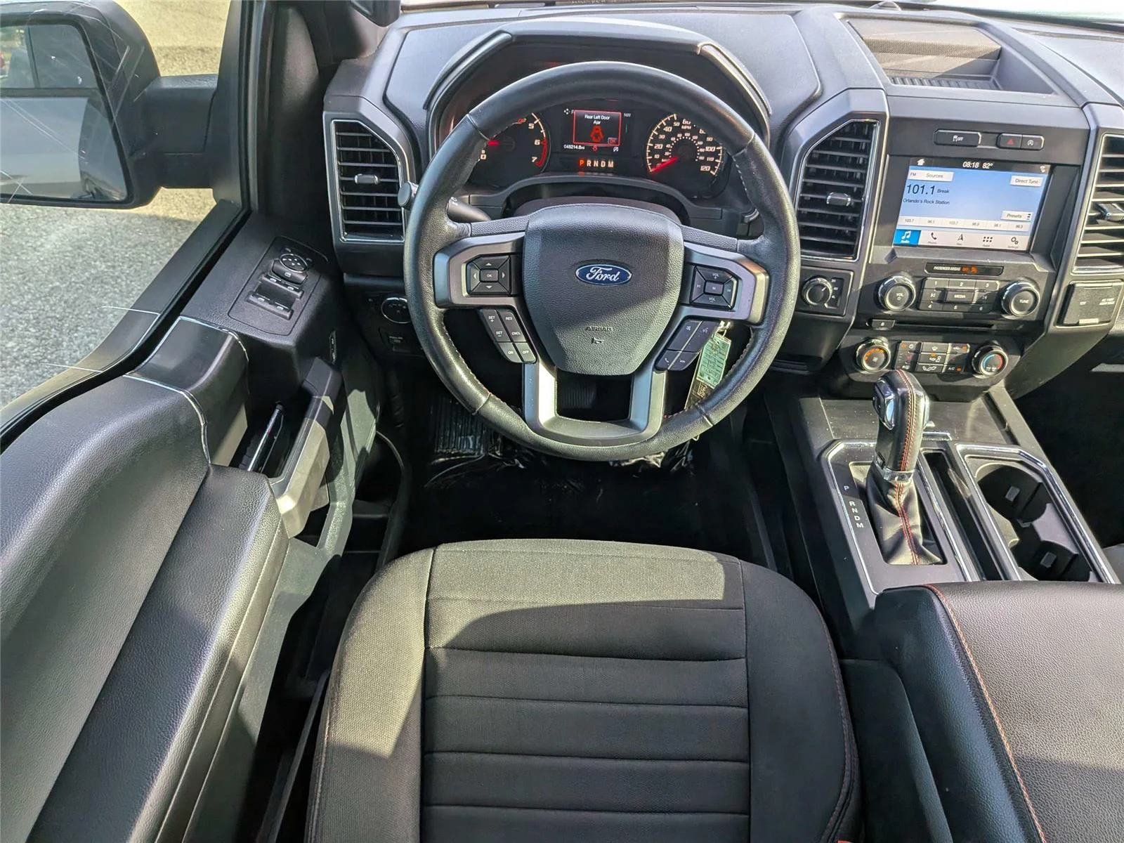 Used 2018 Gray Ford XLT image 16