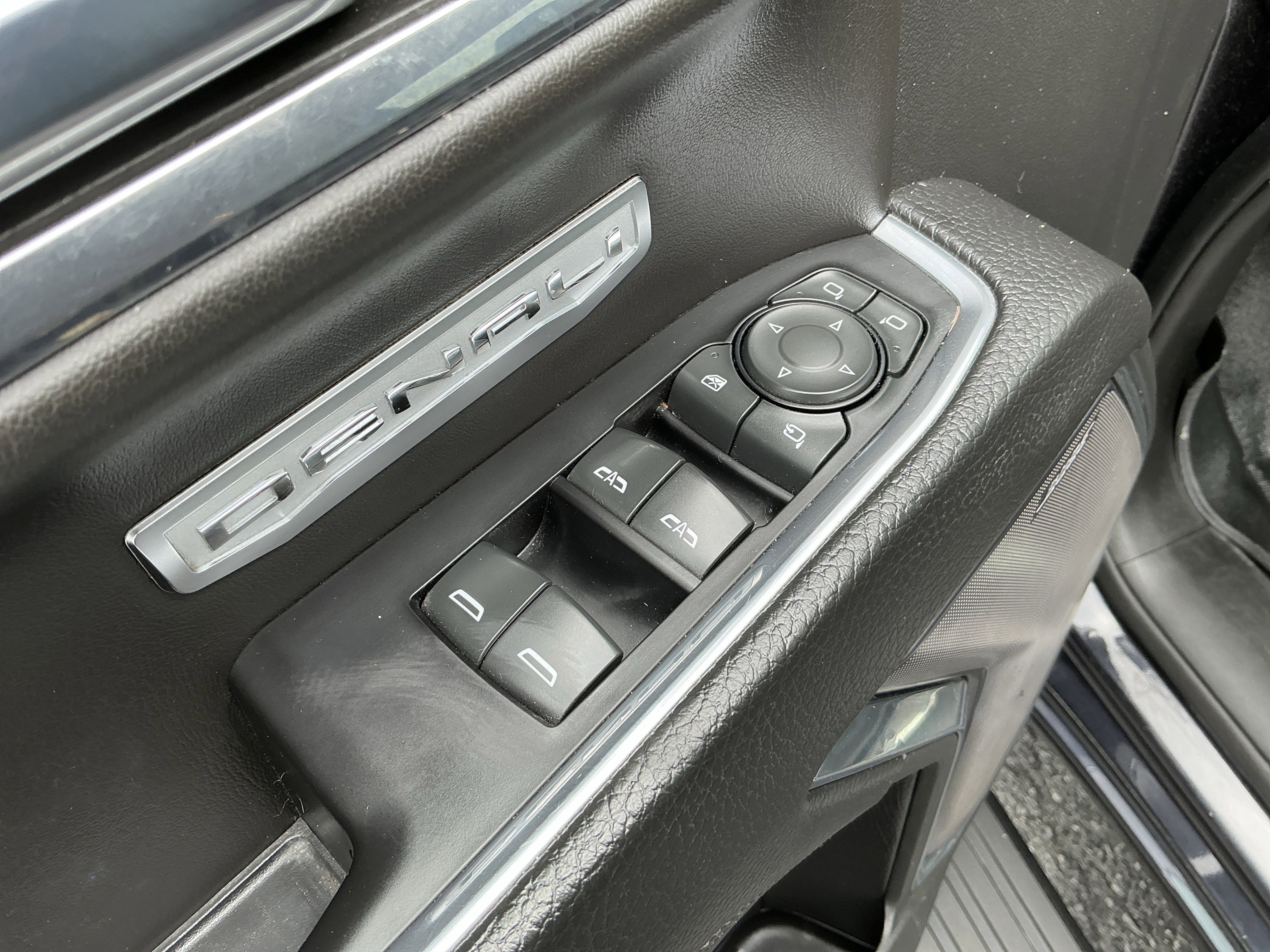 Used 2022 Titanium Rush Metallic GMC Denali image 14