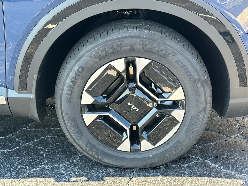 New 2027 Black Kia EX image 12