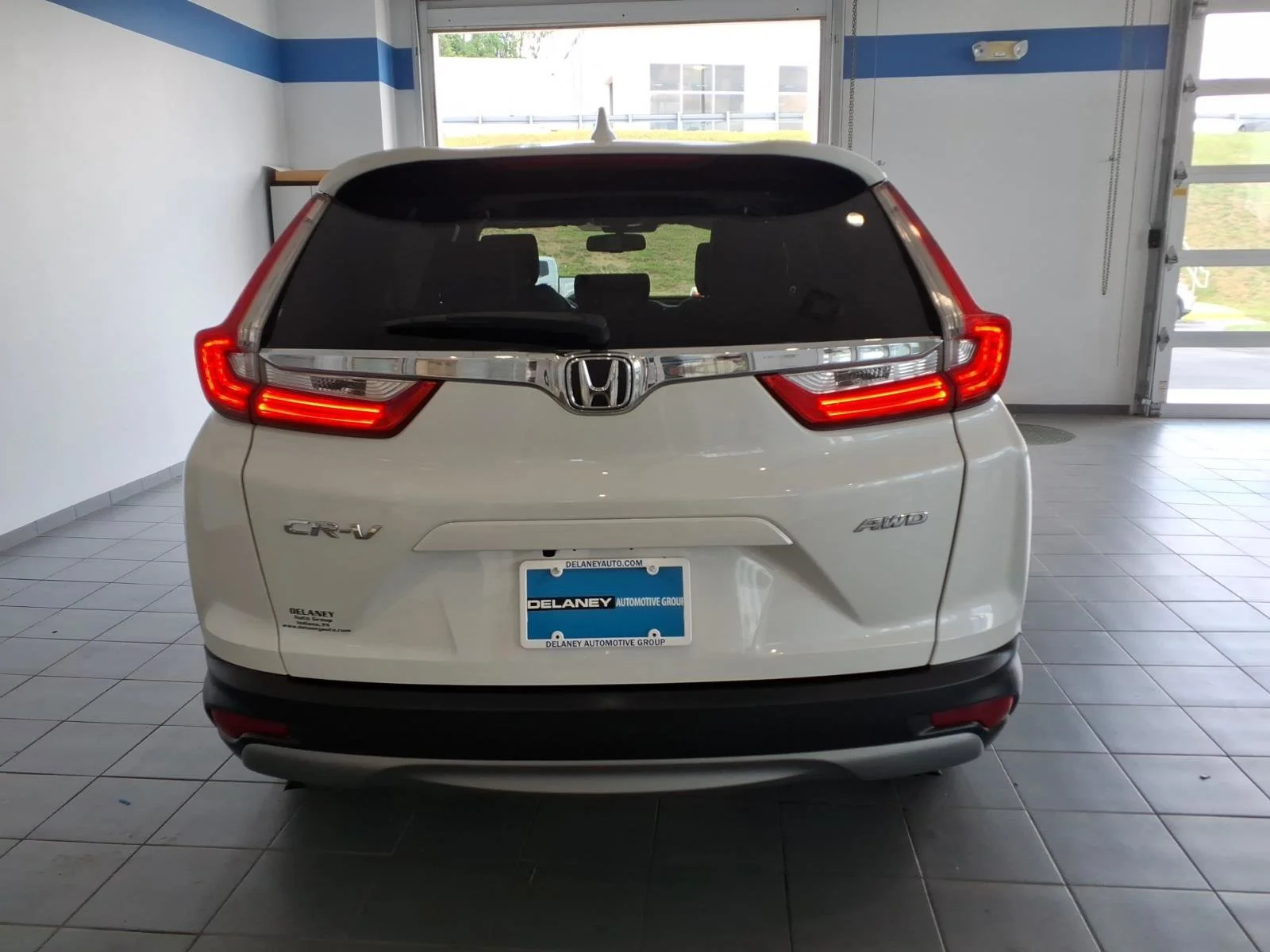 Certified Used 2019 Platinum White Pearl Honda EX-L image 6