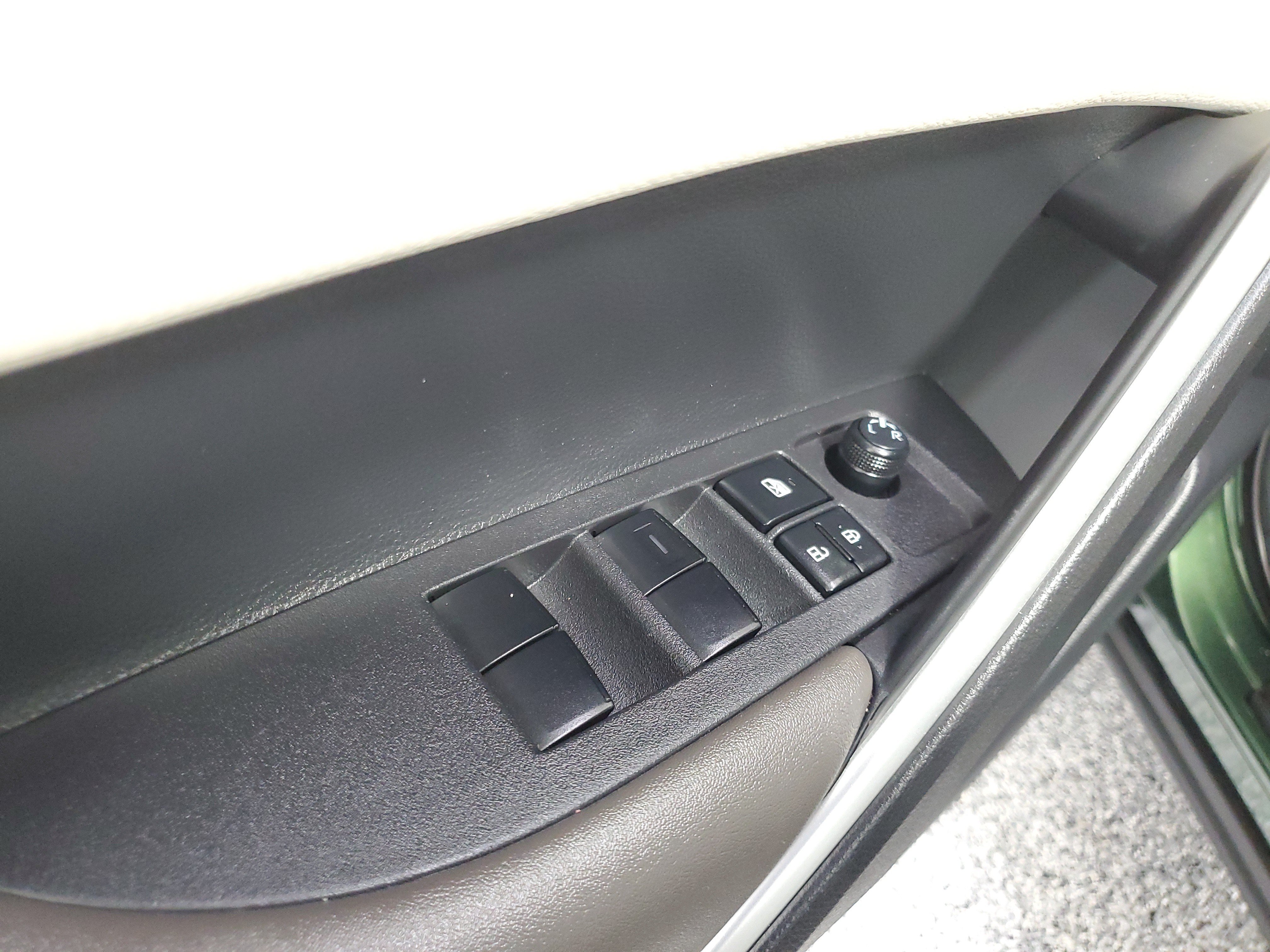 Used 2024 Green Toyota XLE image 20