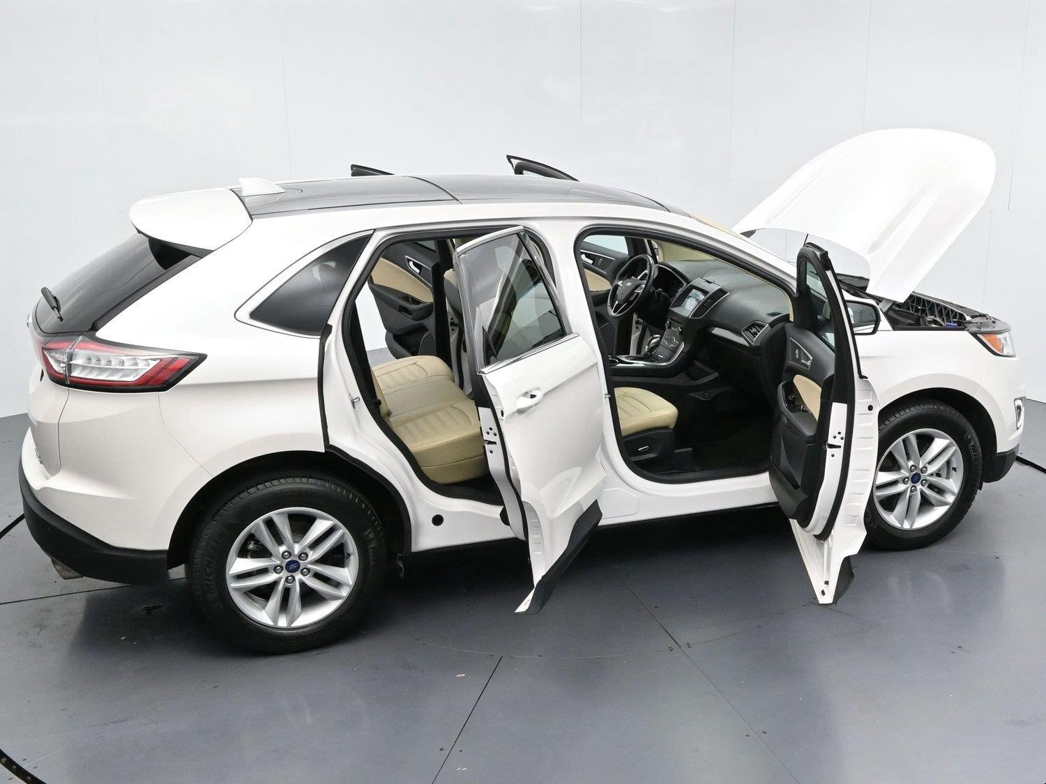 Used 2017 White Platinum Metallic Tri-Coat Ford SEL image 35