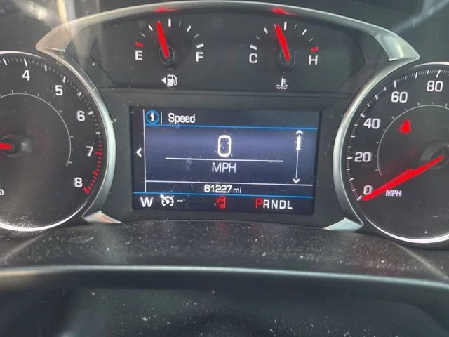 Used 2019 SILVER ICE METALLIC Chevrolet JET BLACK image 2