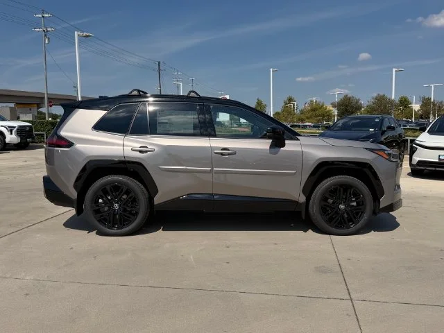 New 2026 Meteor Toyota XSE image 2