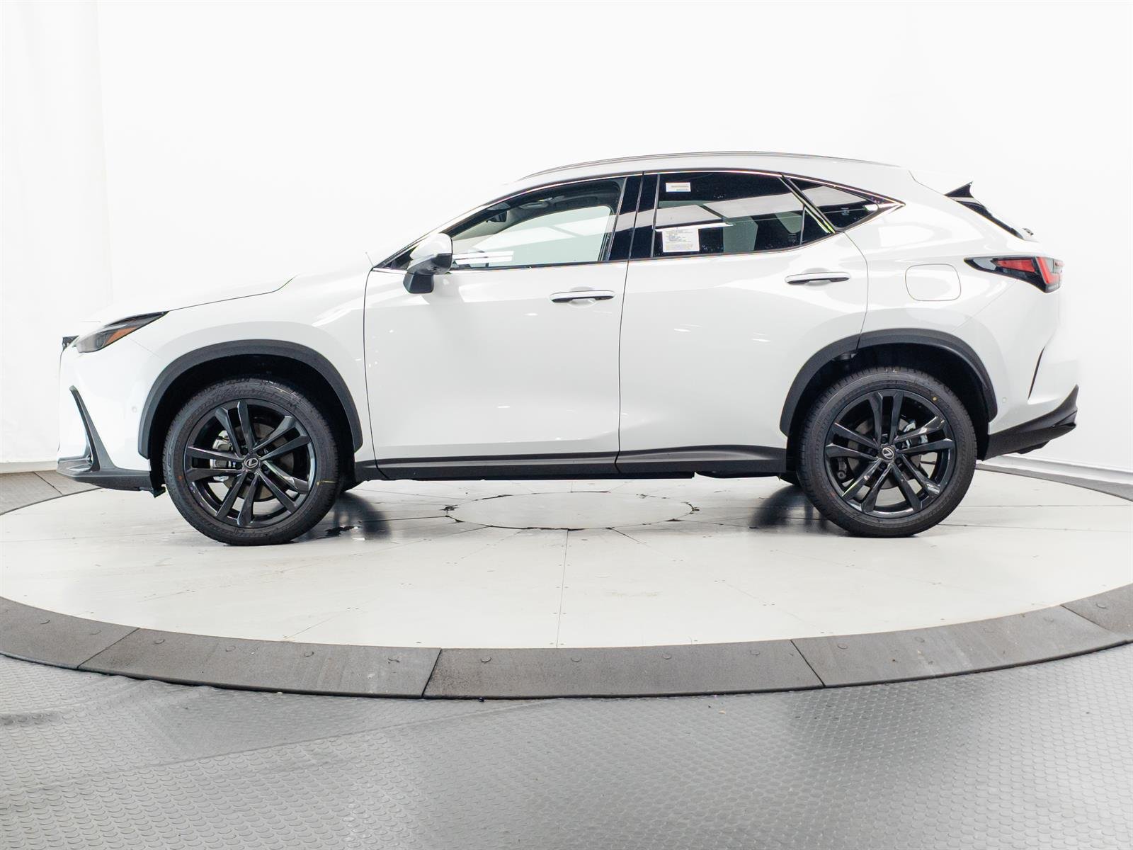 New 2026 Ultra White Lexus NX 450h+ LUXURY AWD image 8
