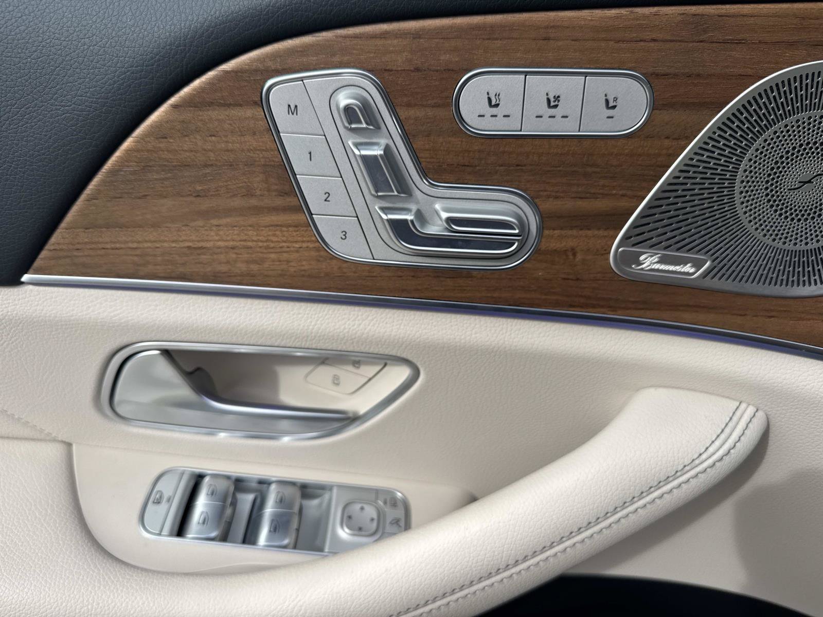 New 2026  Mercedes-Benz GLS 450 image 15