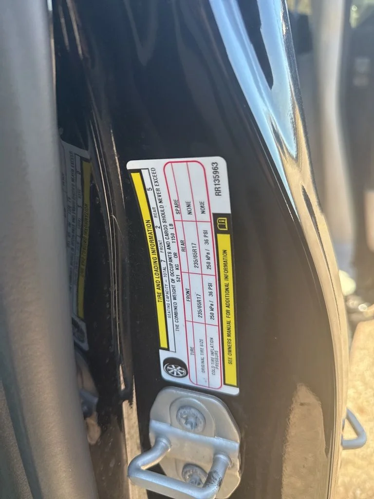 Used 2024 Diamond Black Chrysler Touring L image 17