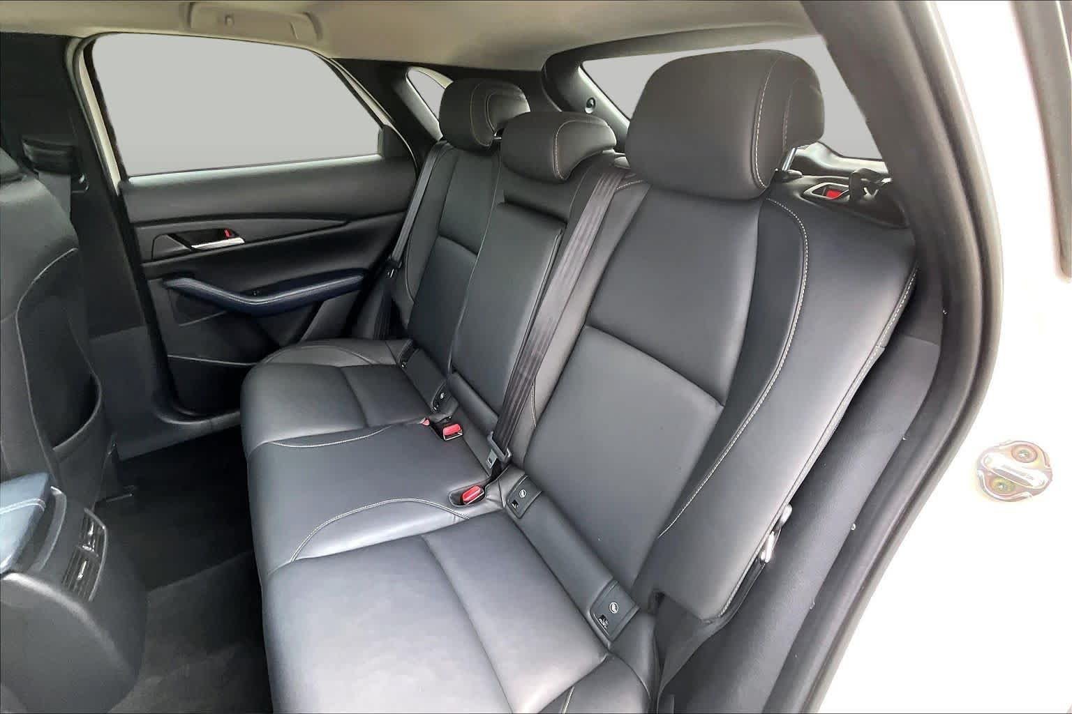 Used 2021 Snowflake White Pearl Mica Mazda Preferred image 19