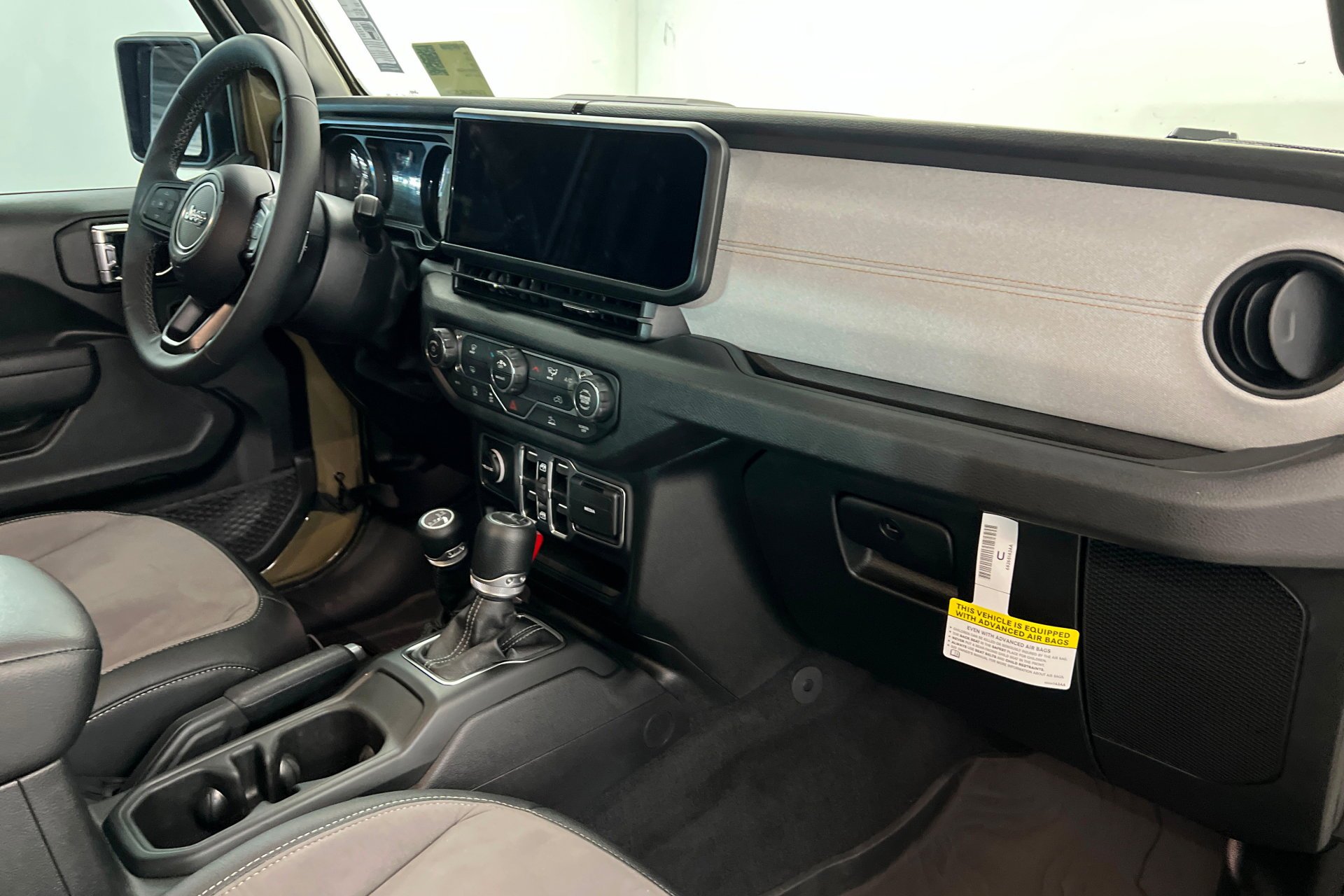New 2025 41 Exterior Paint Jeep Sport S image 24