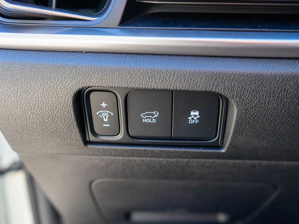 New 2026 Ivory Silver Kia EX image 17