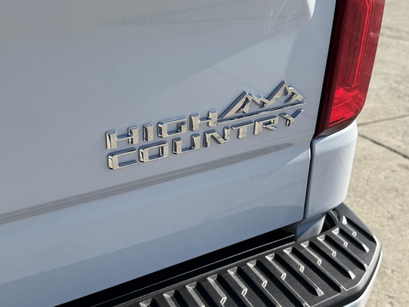 2026 Chevrolet Silverado 1500 High Country - Photo 43