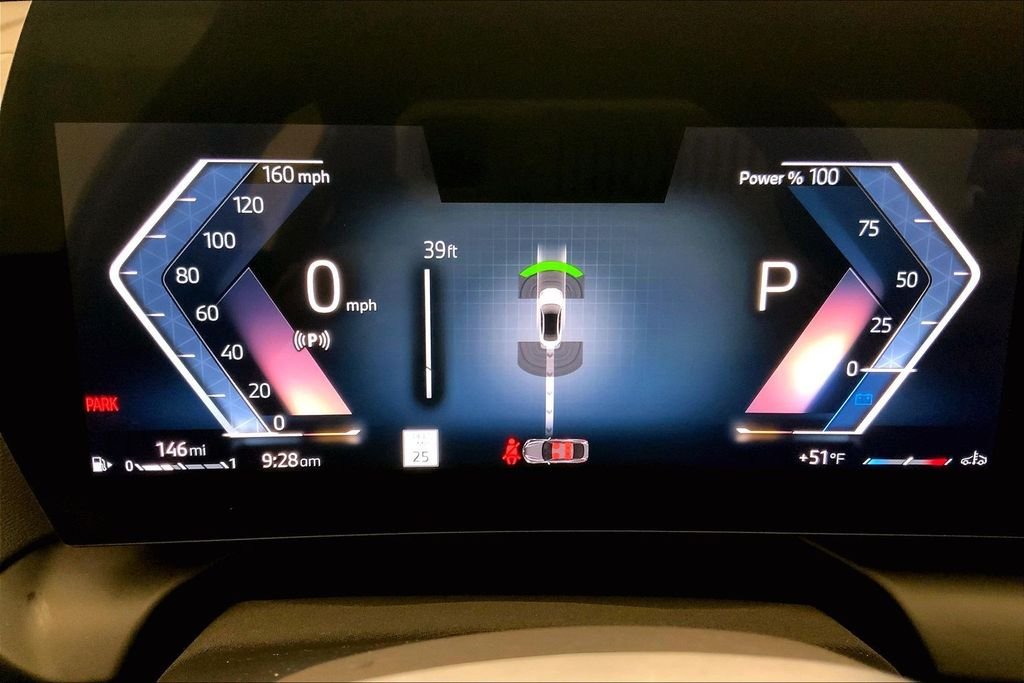 Used 2025 Alpine White BMW  image 20