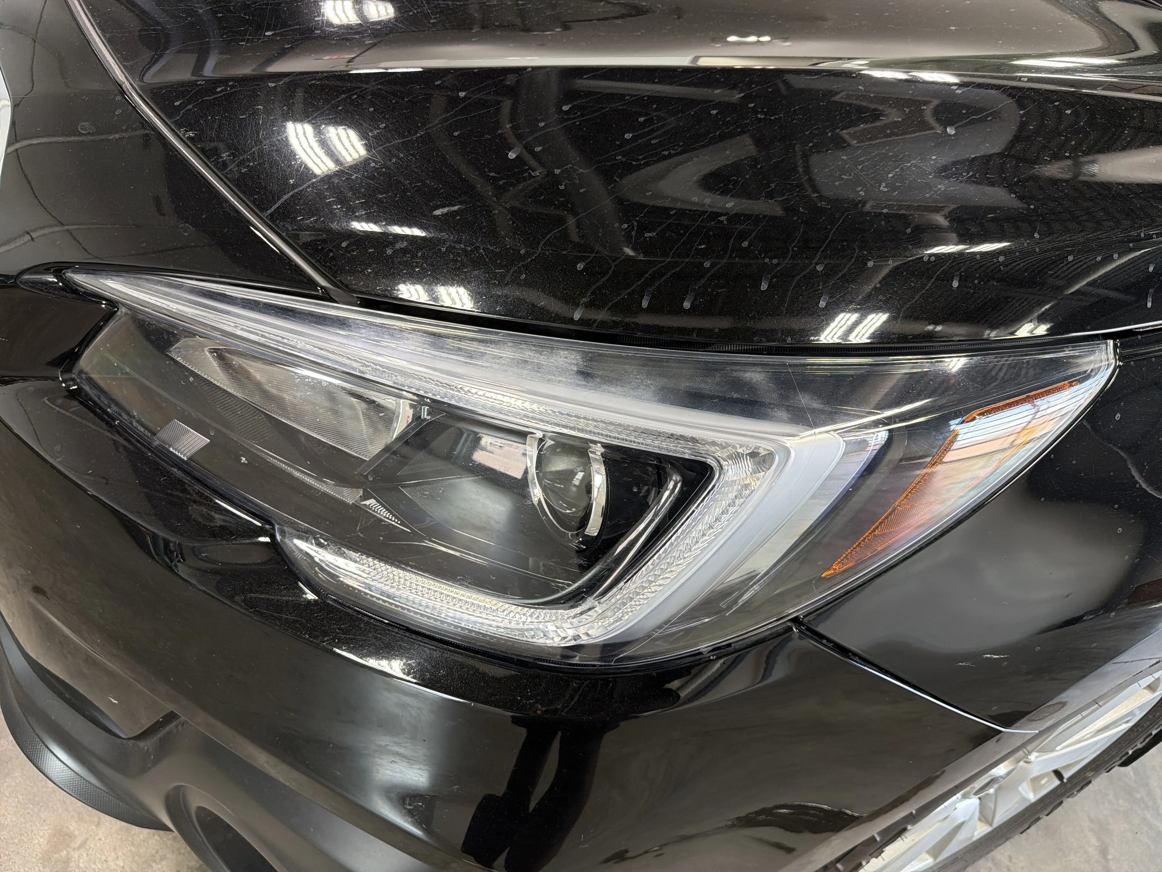 Used 2019 Crystal Black Silica Subaru Premium image 16