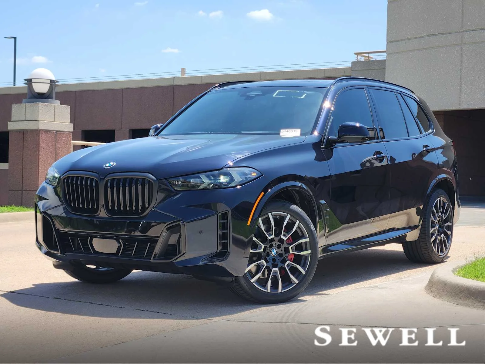 2026 BMW X5 sDrive40i's photo