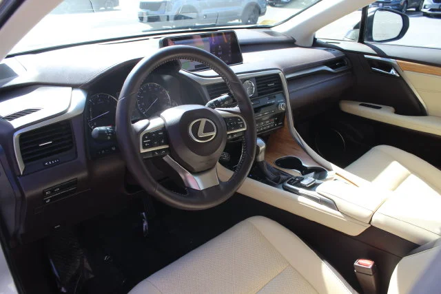 Used 2019 Silver Lexus 350L image 3