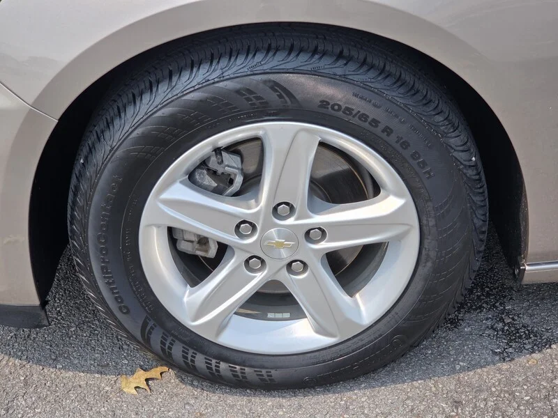 Used 2022 Mineral Gray Metallic CHEVROLET LS image 18