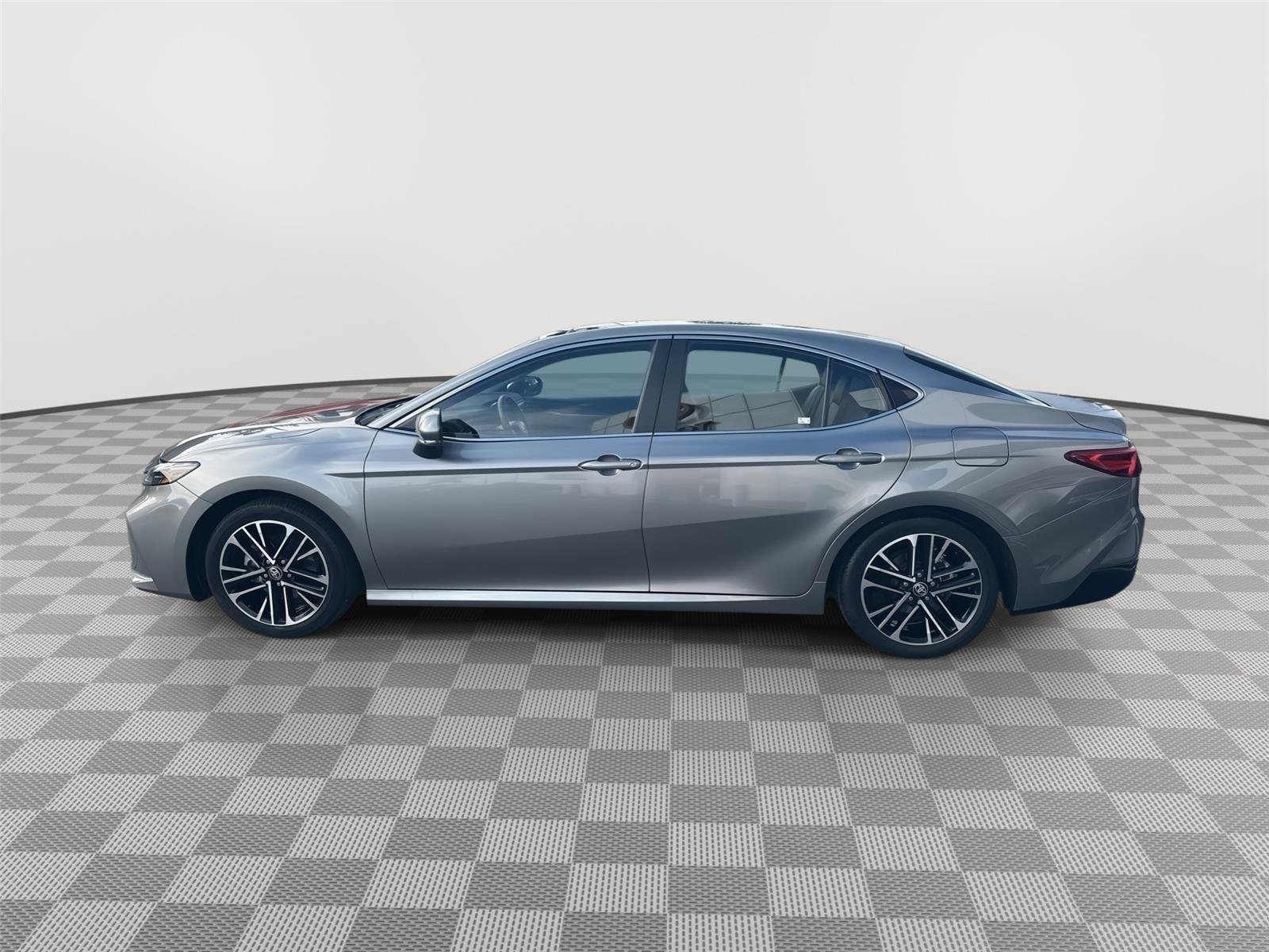 Used 2025 Heavy Metal Toyota XLE image 8