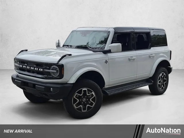 2025 Ford Bronco Outer Banks