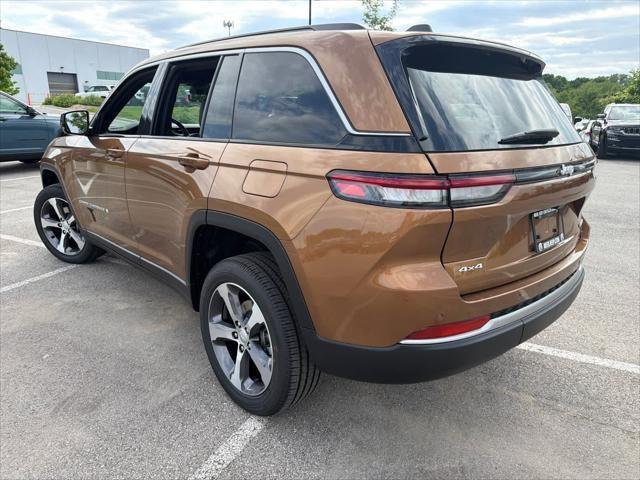 New 2026 Copper Shino Metallic Clear-Coat Exterior Paint Jeep Limited image 7