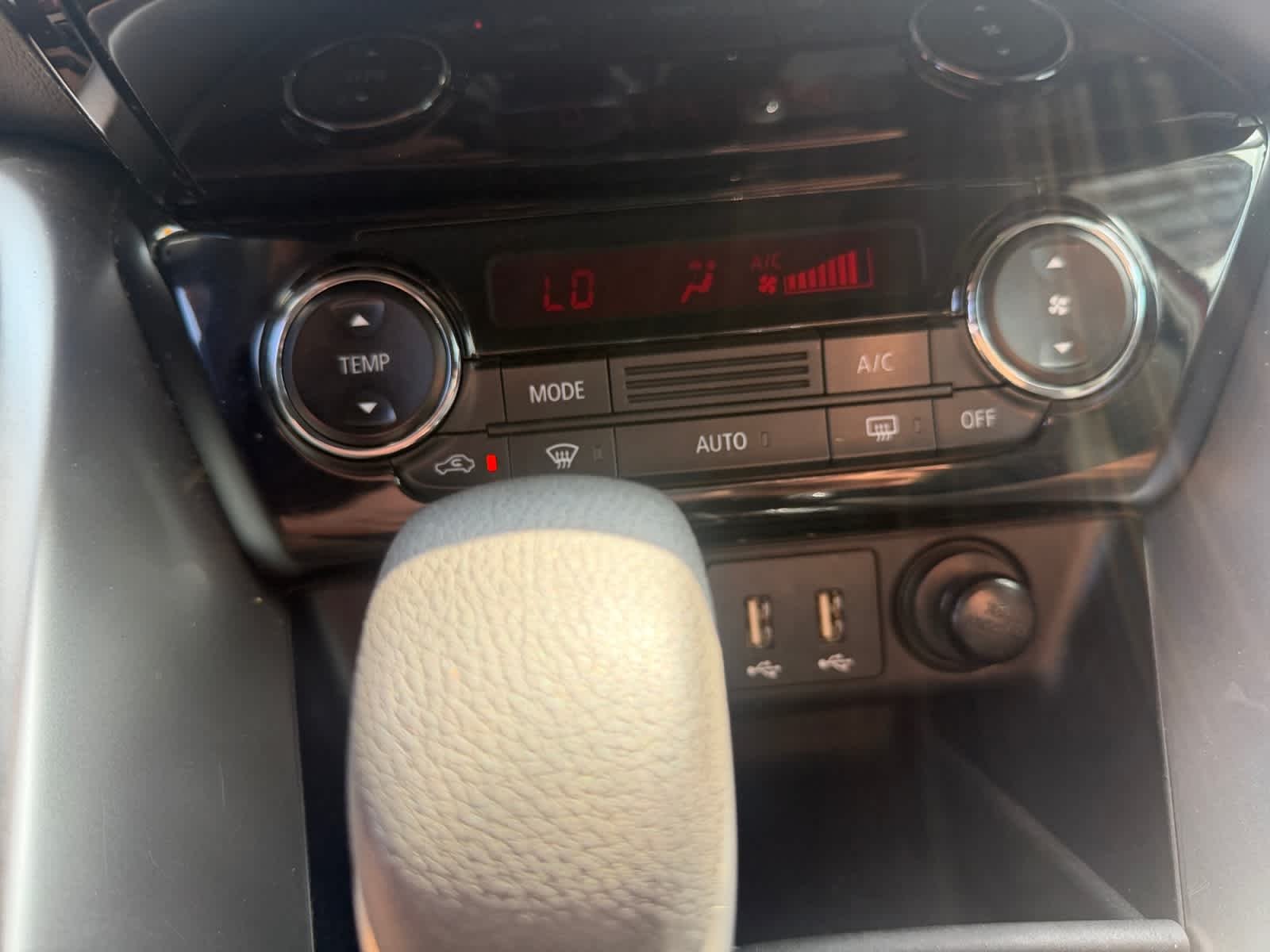 Used 2025 Red Diamond Mitsubishi LE image 26