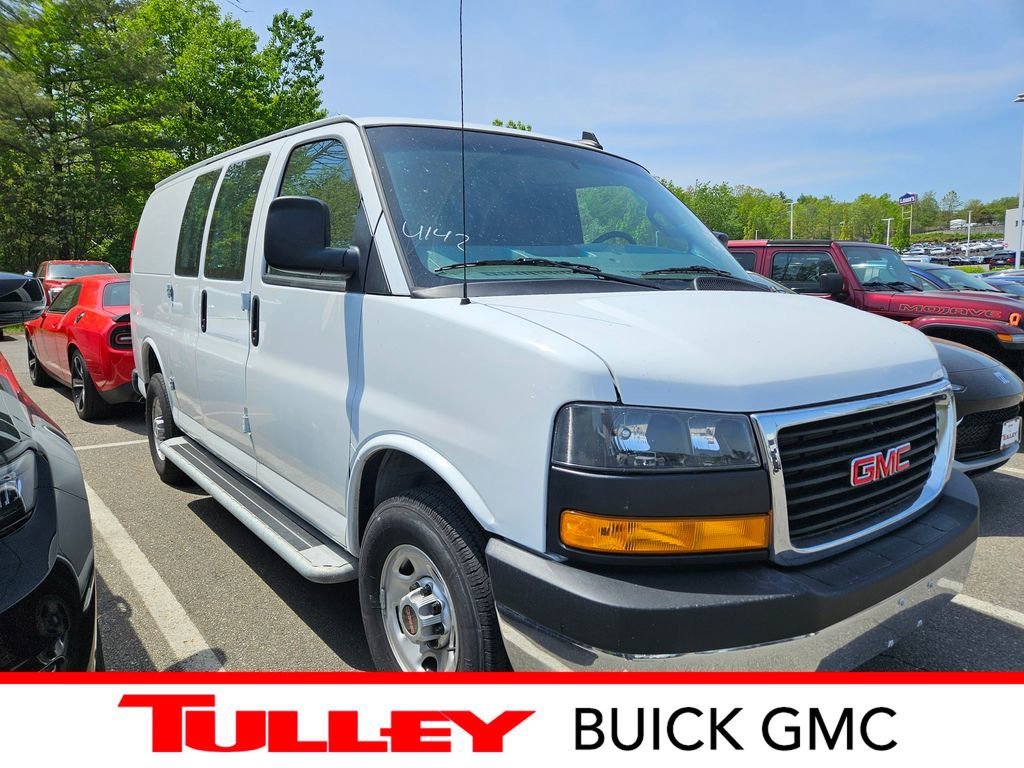 2024 GMC Savana 2500's photo