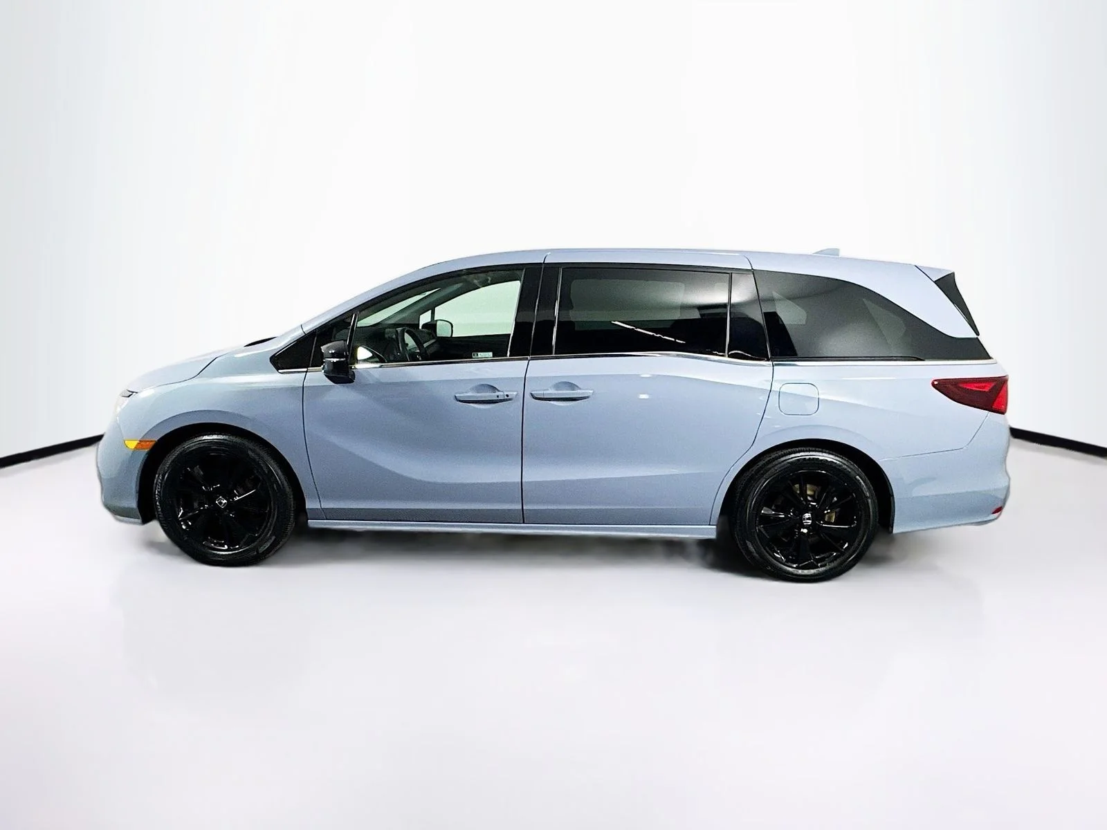 Used 2023 Gray Honda Sport image 4