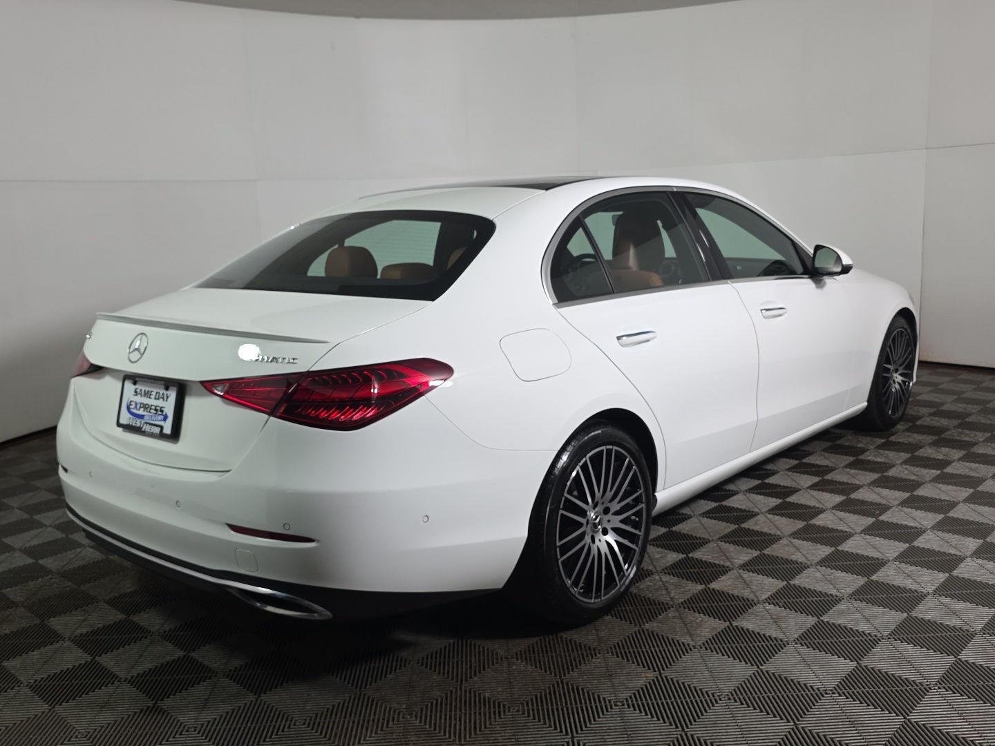 Used 2023 Polar White Mercedes-Benz C 300 image 10