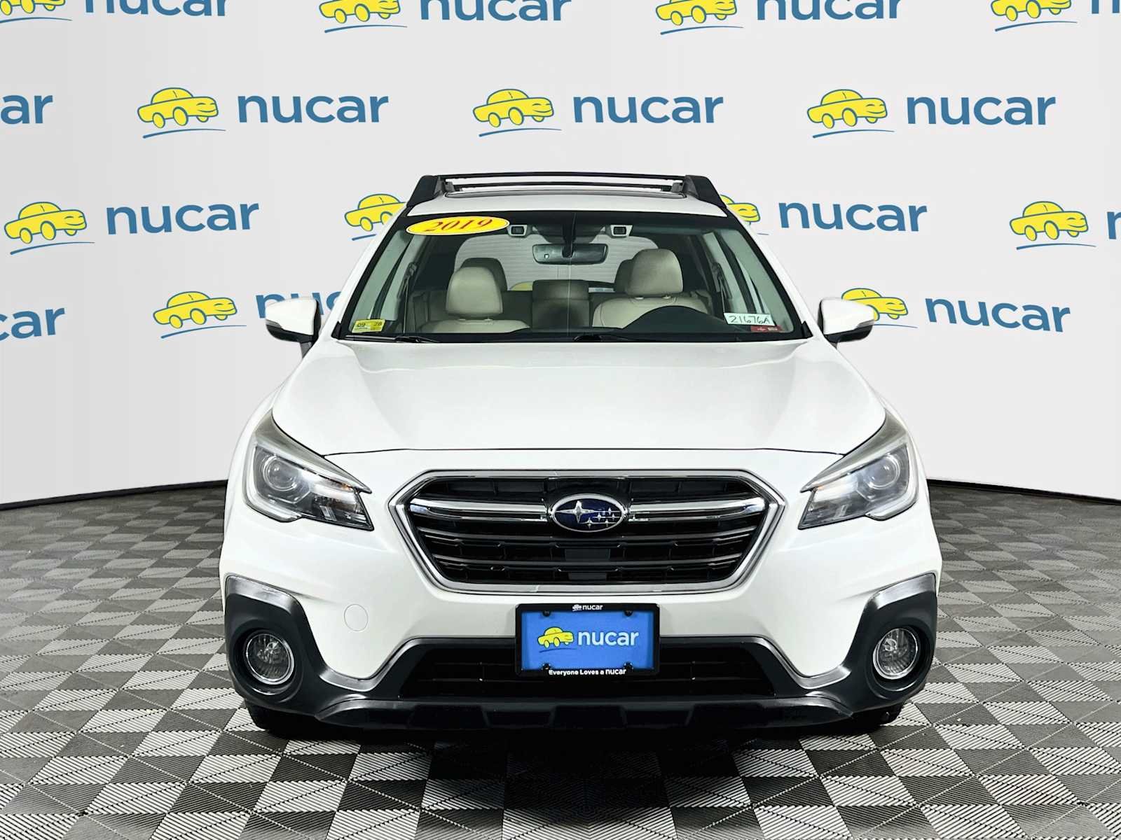 Used 2019 Crystal White Pearl Subaru Limited image 2
