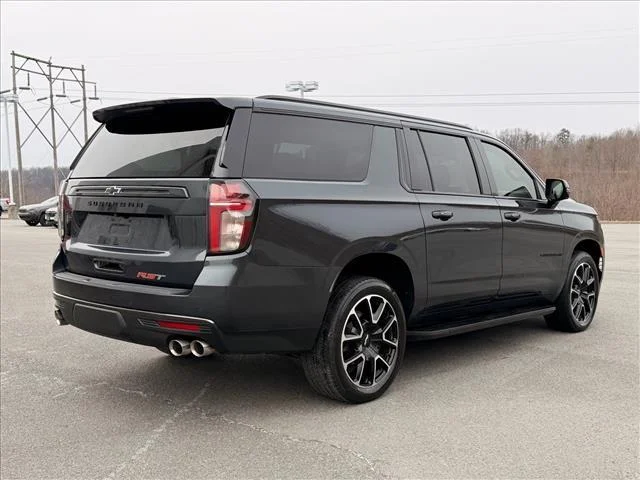 Used 2022 Evergreen Gray Metallic Chevrolet RST image 5