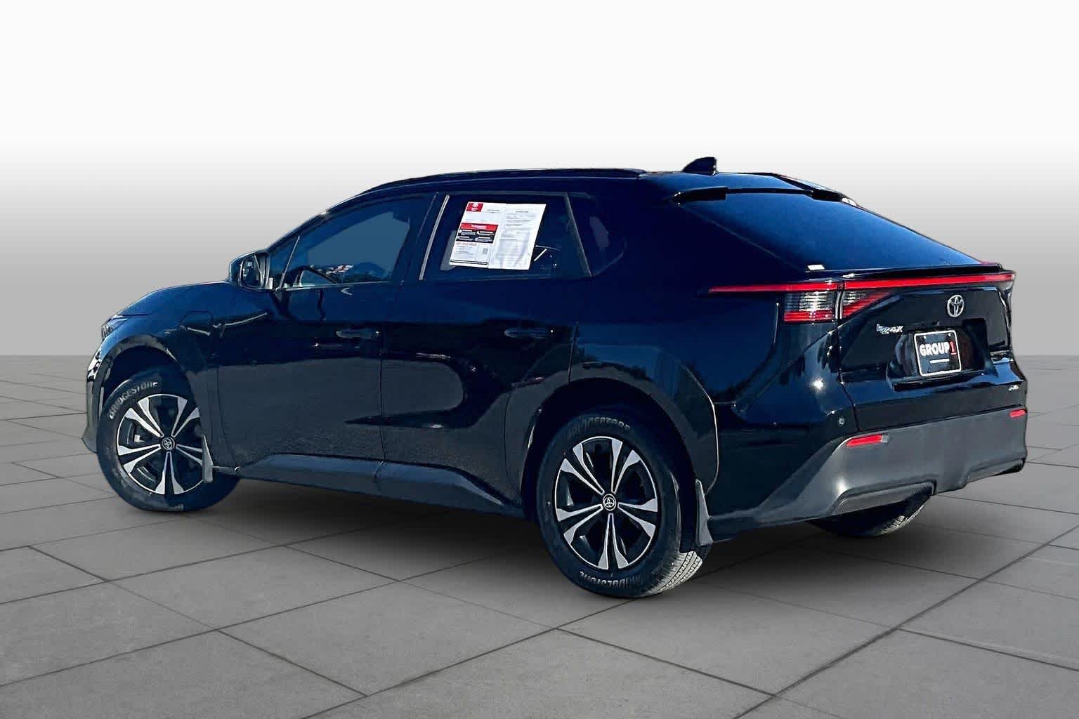 Used 2023 Black Toyota XLE image 11
