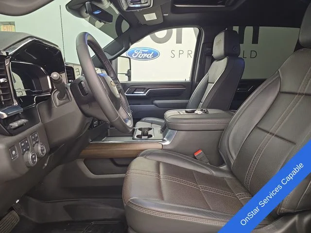 Used 2025 Summit White Chevrolet High Country image 25