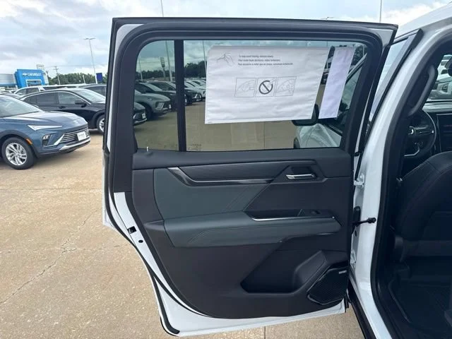 2026 GMC Acadia AT4 - Photo 14
