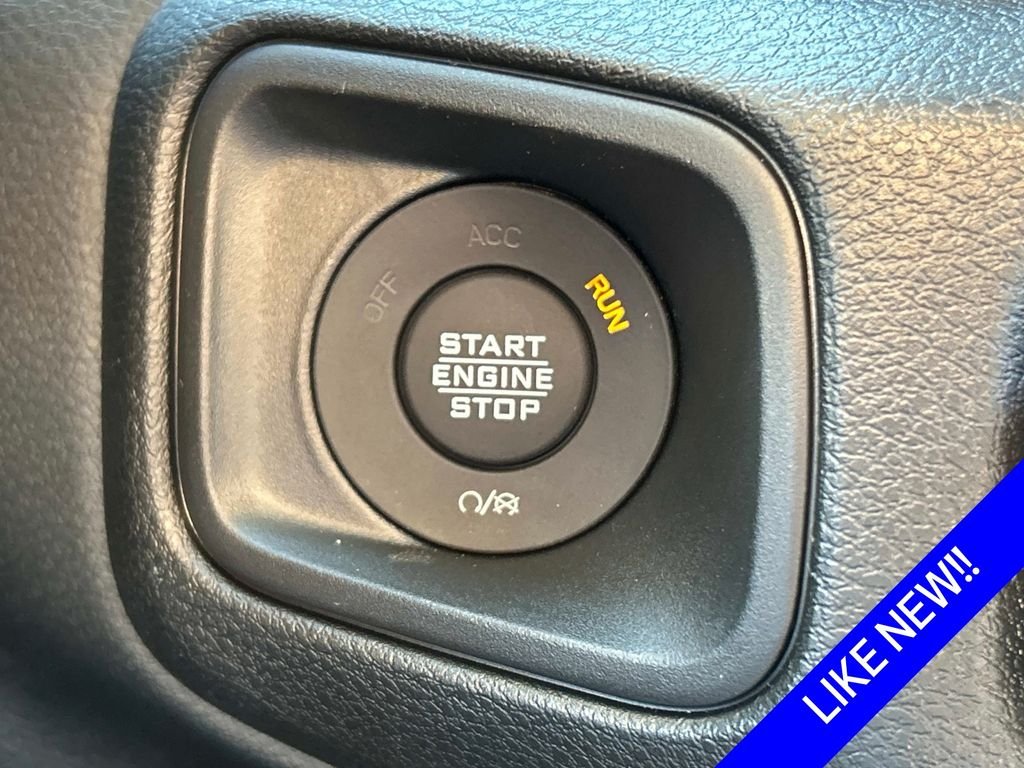 Used 2025 Red Jeep Sport S image 20