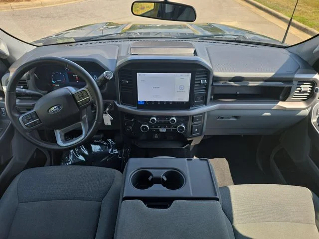 Used 2025 Gray Ford XLT image 10