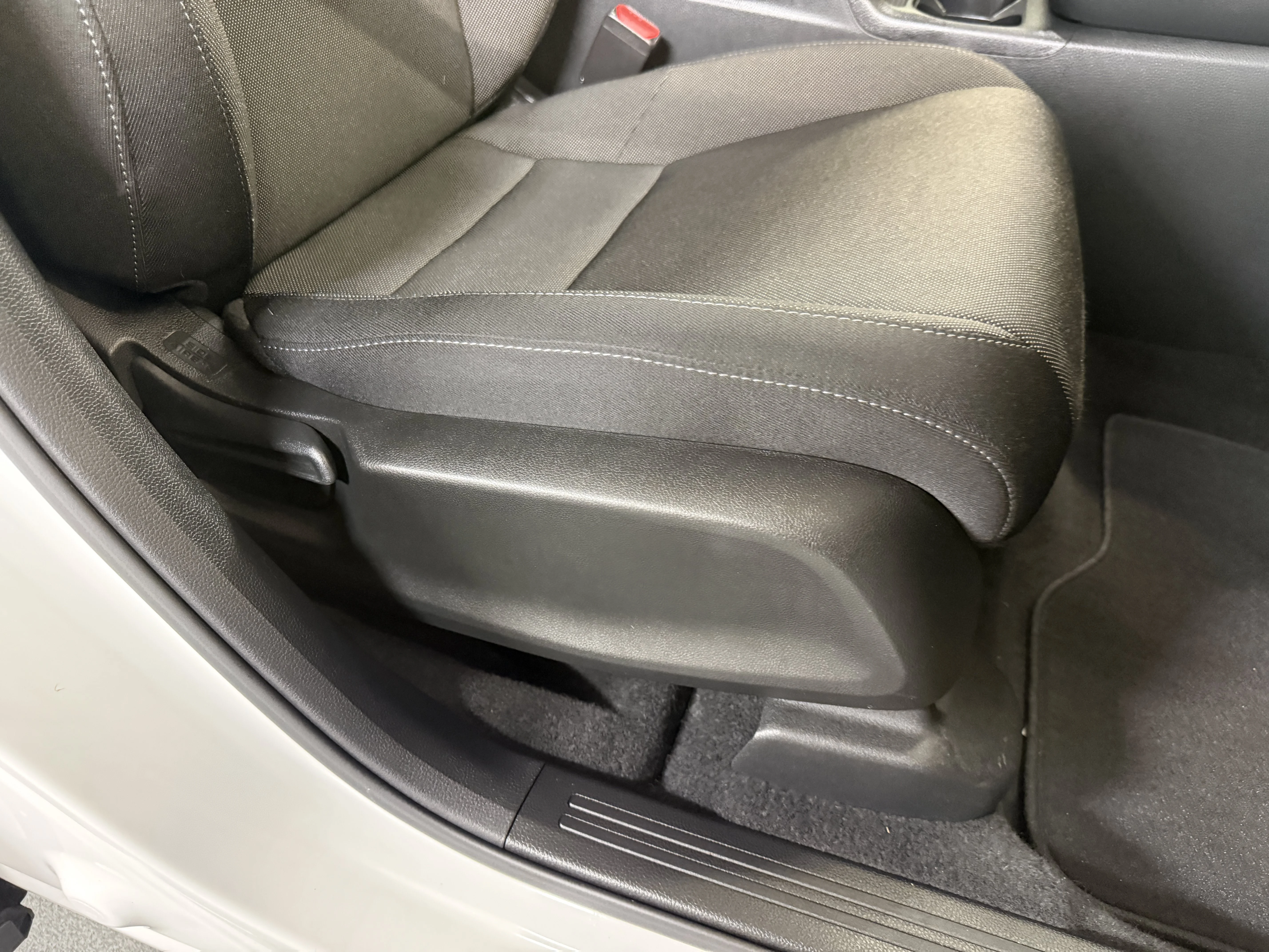 Certified Used 2024 Platinum White Pearl Honda EX image 23