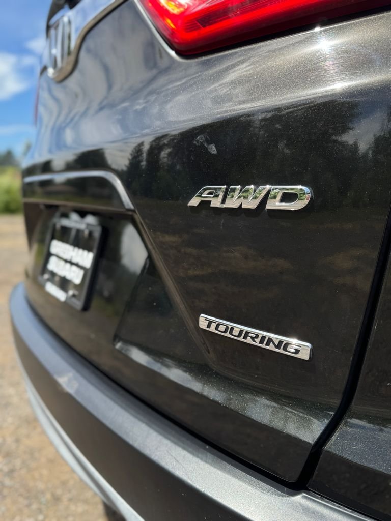 Used 2017 Dark Olive Metallic Honda Touring image 43