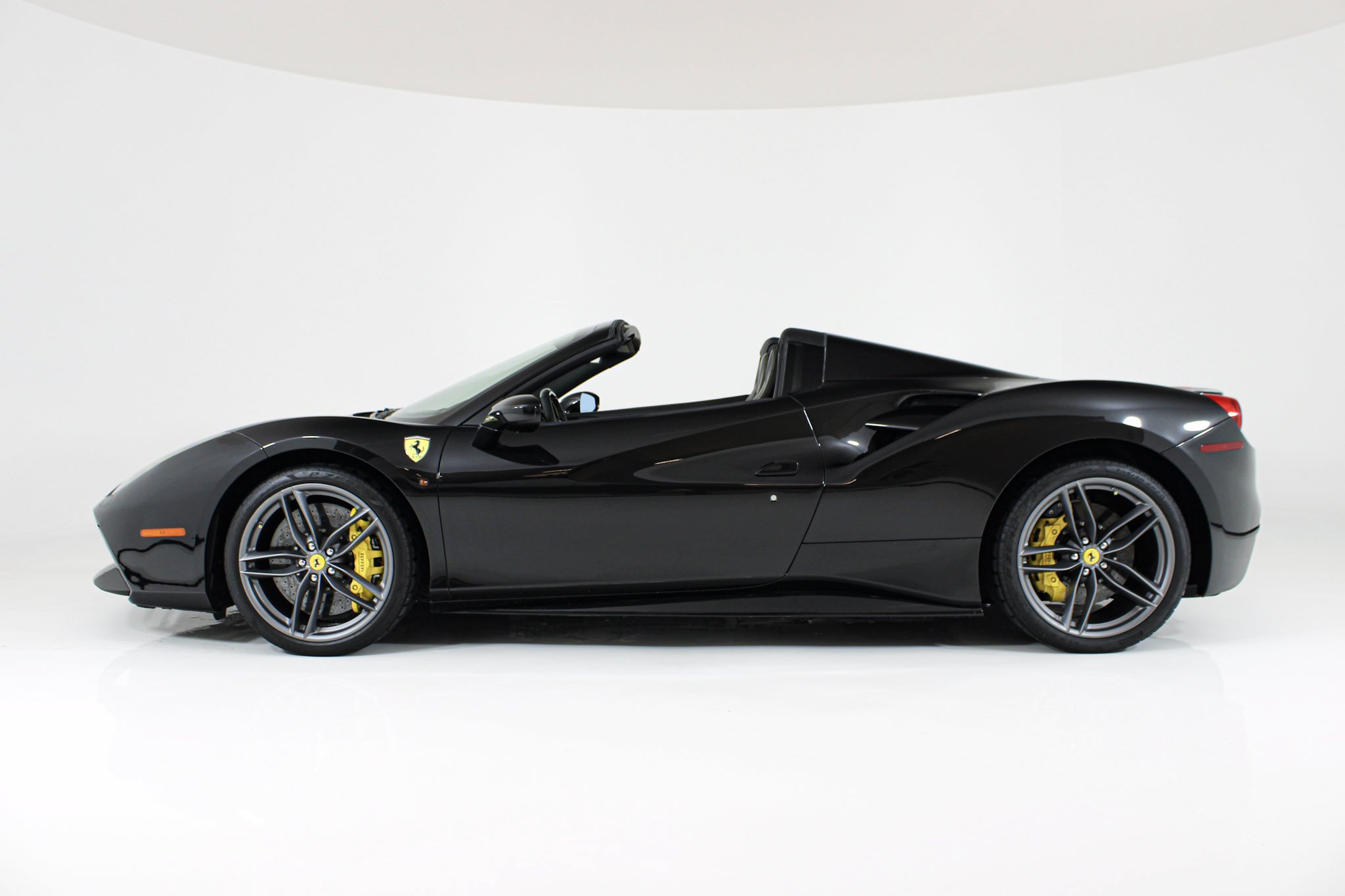 Used 2017 Black Ferrari  image 4