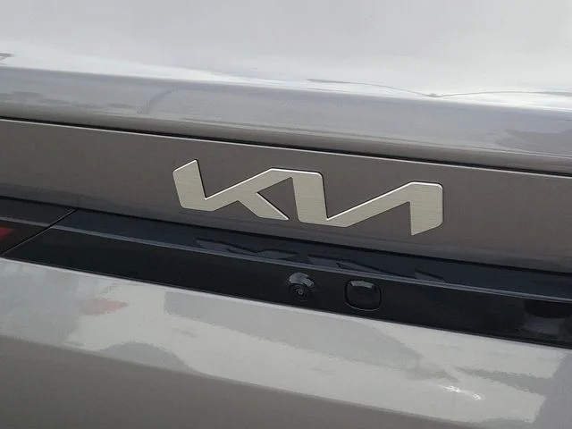Used 2025 Steel Gray Kia EX image 26