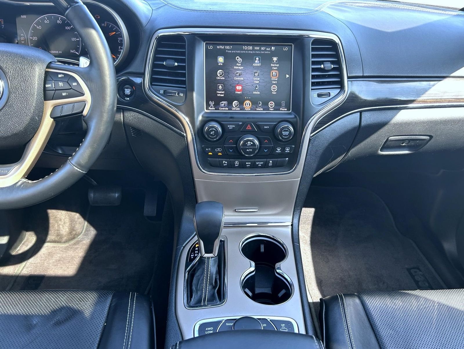 2017 Jeep Grand Cherokee Overland - Photo 12