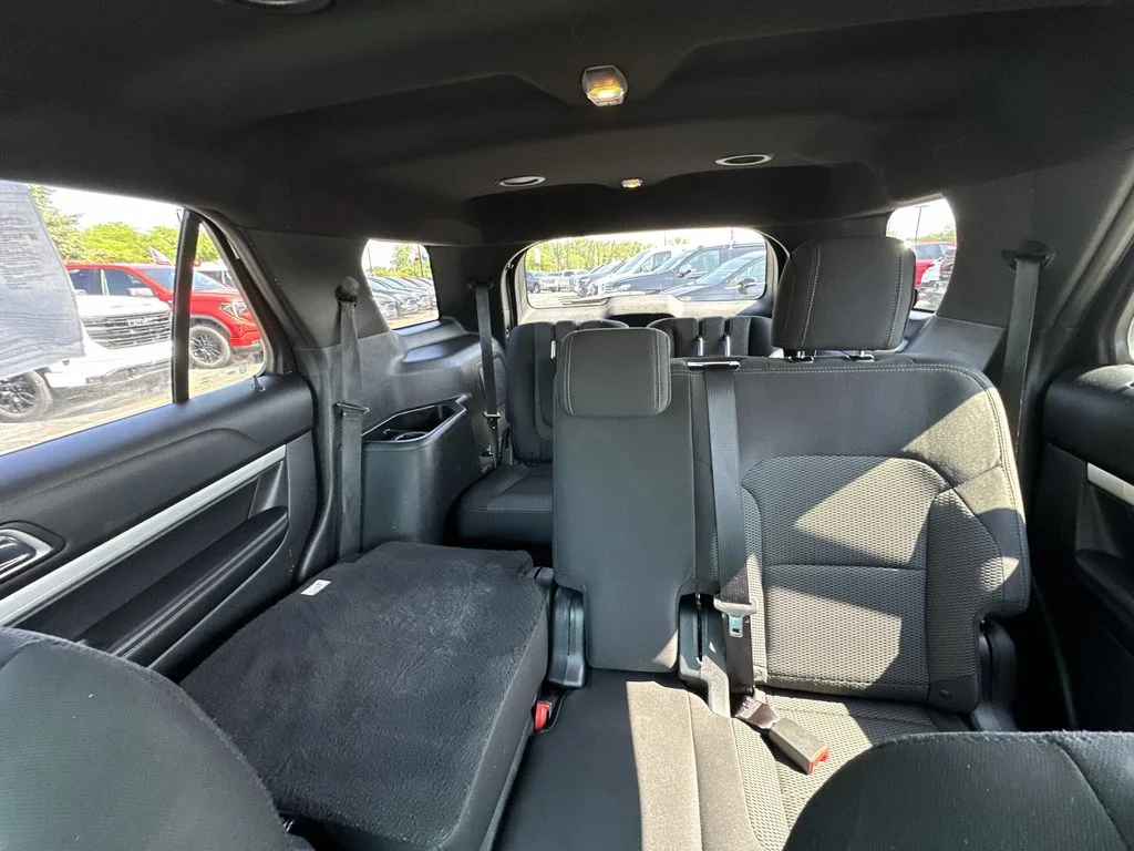 Used 2016 White Ford XLT image 17
