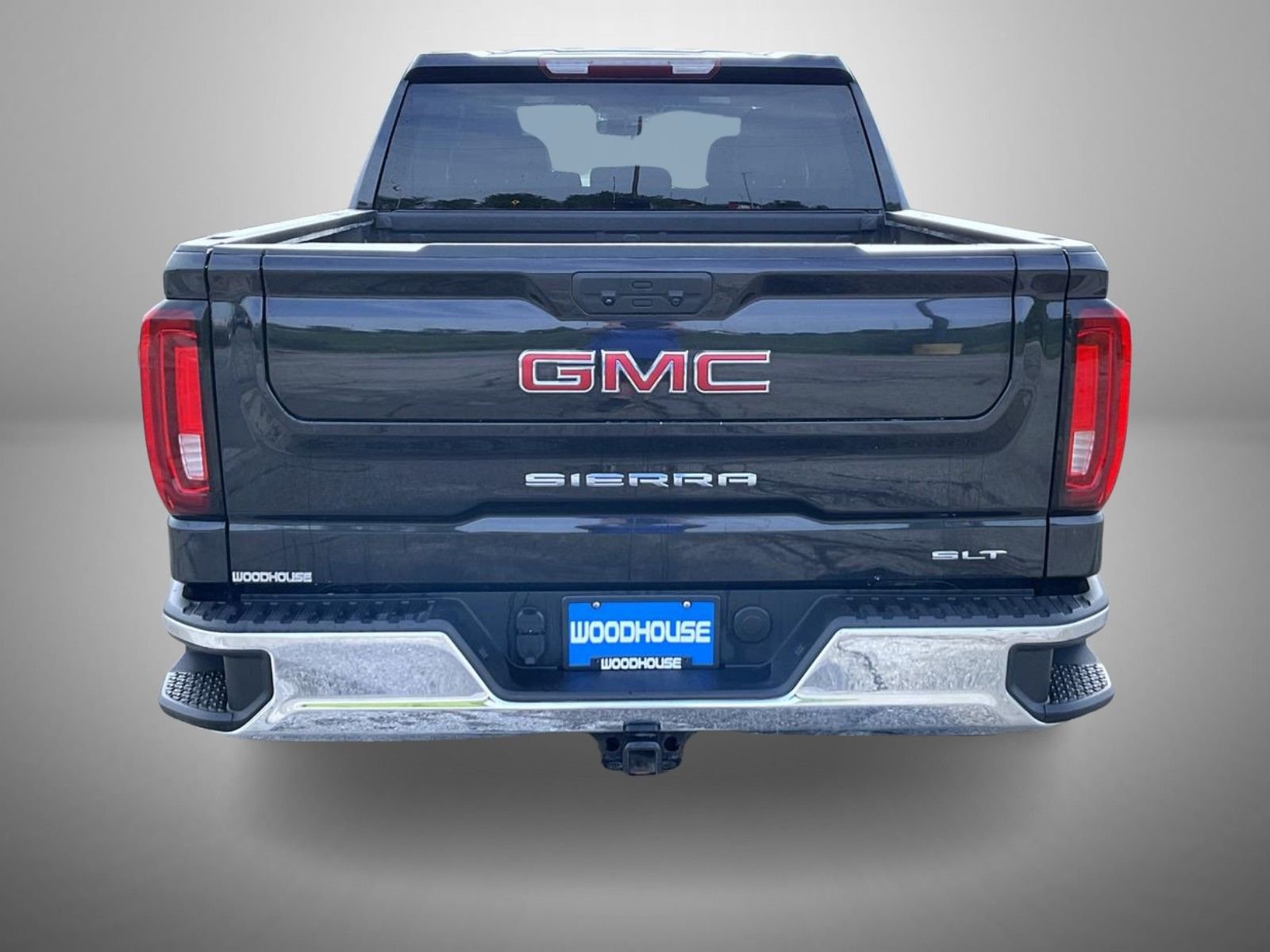 Used 2022 Silver GMC SLT image 6