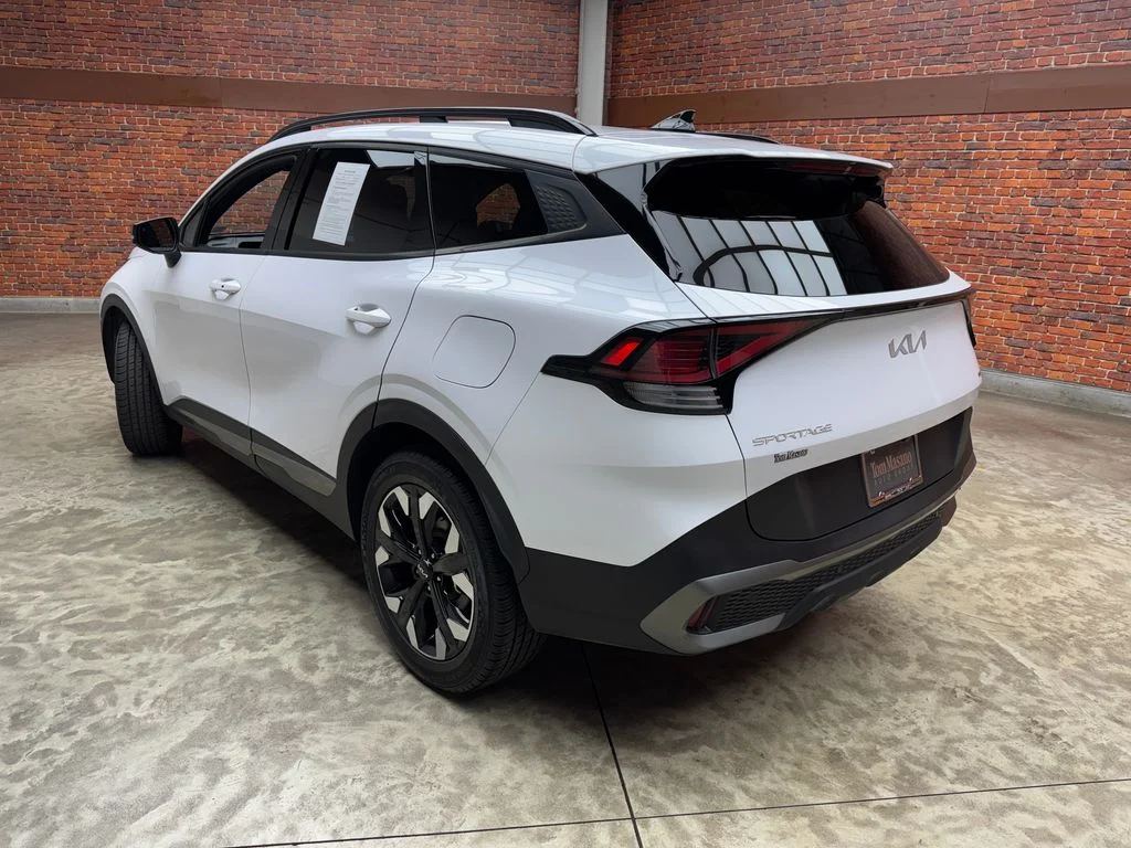 Used 2023 White Pearl Kia X-Line image 2