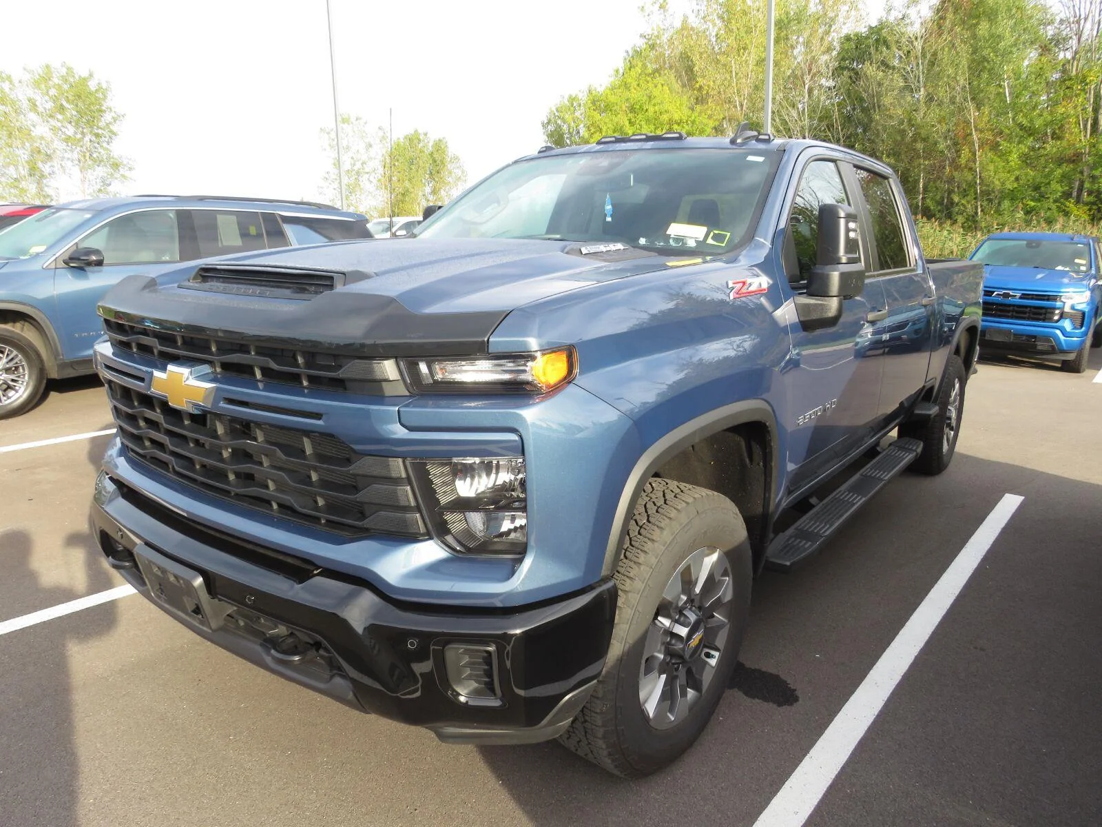 Used 2025 Lakeshore Blue Metallic Chevrolet Custom image 5