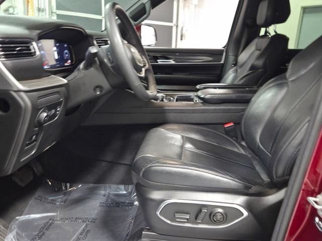 Used 2022 Red Jeep Series III image 5