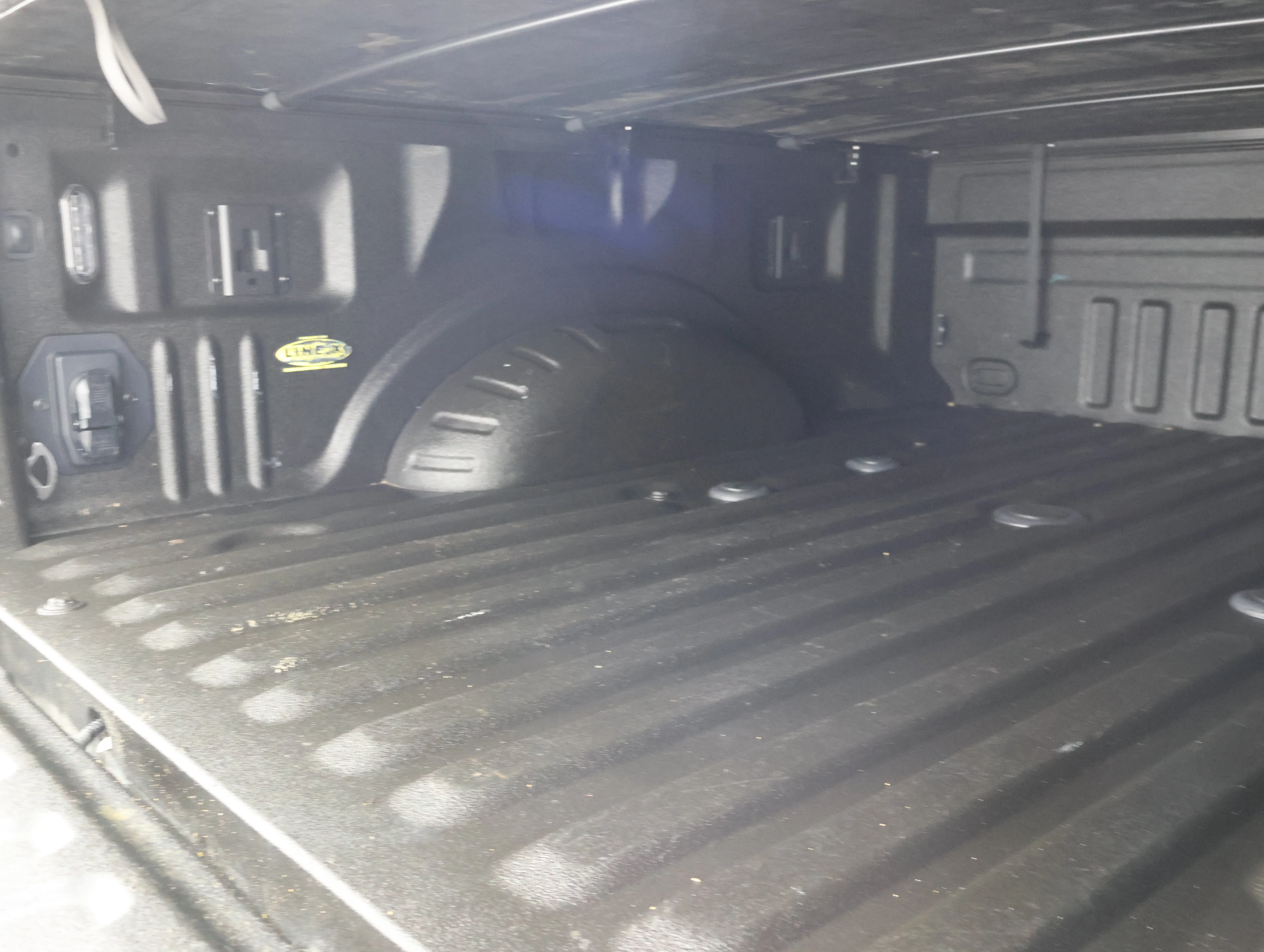 Used 2022 Oxford White Ford XLT image 5
